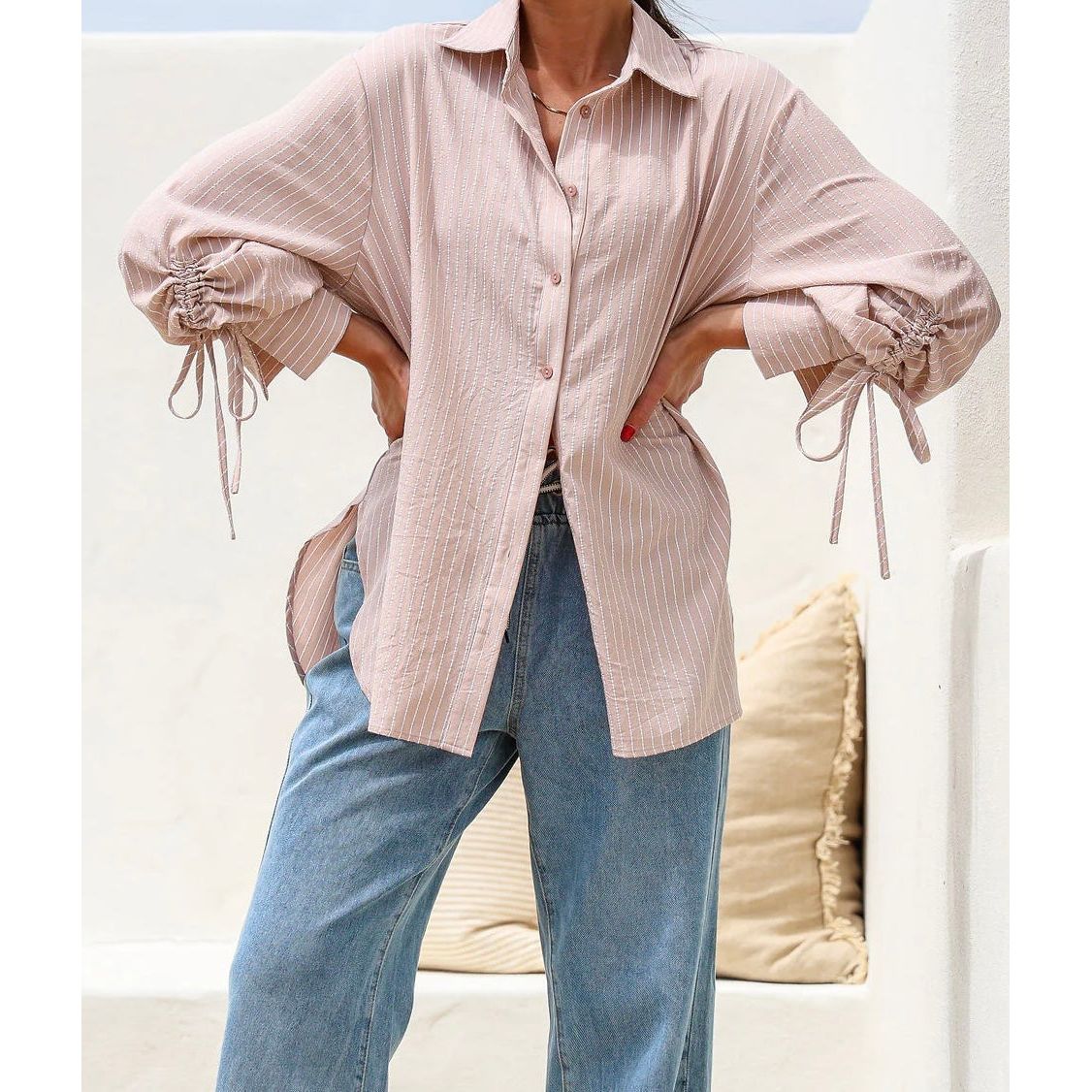 Billie Stripe Shirt

Gorgeous detailed sleeve on this shirt, great to layer with a vest over the top.

It is an oversized fit,

Poly blend.