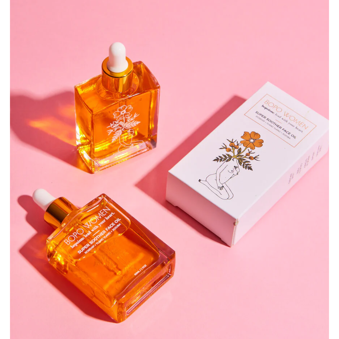 Super Soother is a completely natural face oil created to rehydrate and restore tired and dehydrated skin in need of some loving. Its beautiful orange glow is derived from rosehip, an oil rich in essential fatty acids that hydrates skin while promoting skin cell regeneration. Sweet almond oil and jojoba deeply quench, while lavender detoxifies and ylang ylang balances. Best for dry or combination skin types. Absorbs really quickly and is amazing under make-up