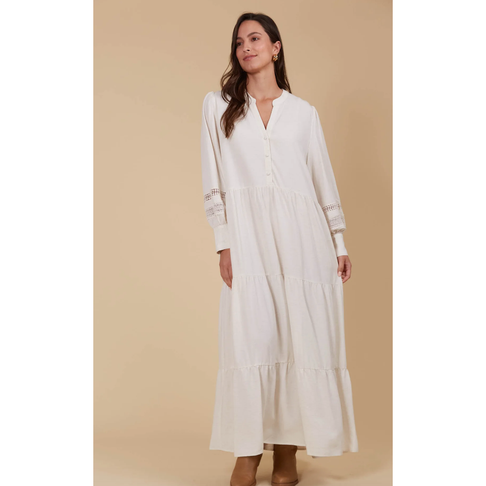 Aphrodite Maxi- Canvas

The Aphrodite Maxi is your go-to for effortless style with maximum impact— throw it on and you're ready to shine! Blending modern touches with a modest vibe, this versatile piece is perfect for the office, dinner dates, or special occasions. Crafted from a breezy linen blend, it's a great pick for those tricky "in-between" seasons. Pair it with your favourite loafers or boots, and you're good to go!