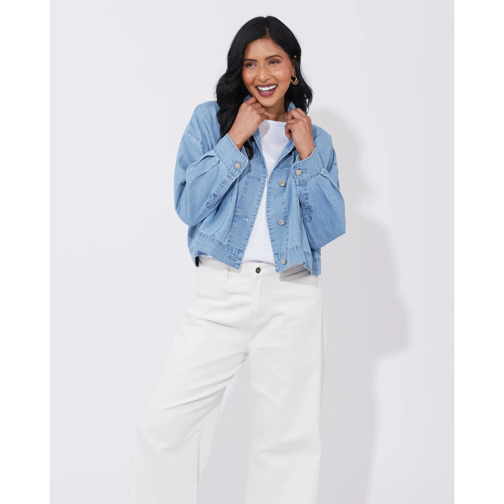 Austin Denim Crop Jacket

A crop denim jacket always has a place when styling , all seasons, all occasions and we are loving this years Austin shape.

Button front
